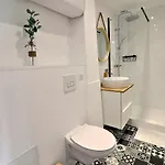 Centre/vieille Ville: Superbe T2 Apartment Hyeres
